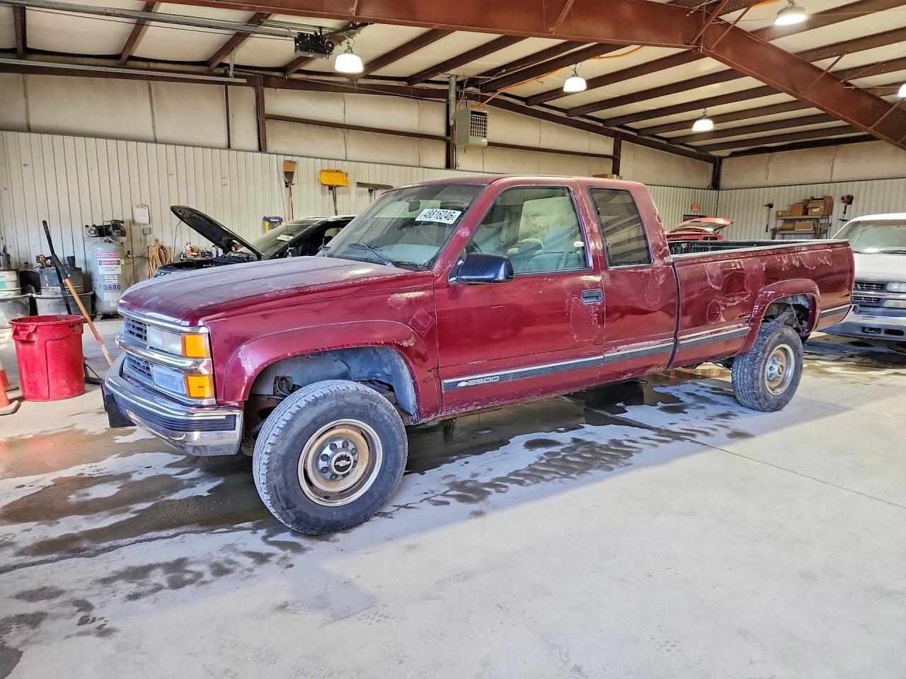 1995 Chevrolet Silverado 2500, VIN 1GCGK29K3SE173624 — Зад