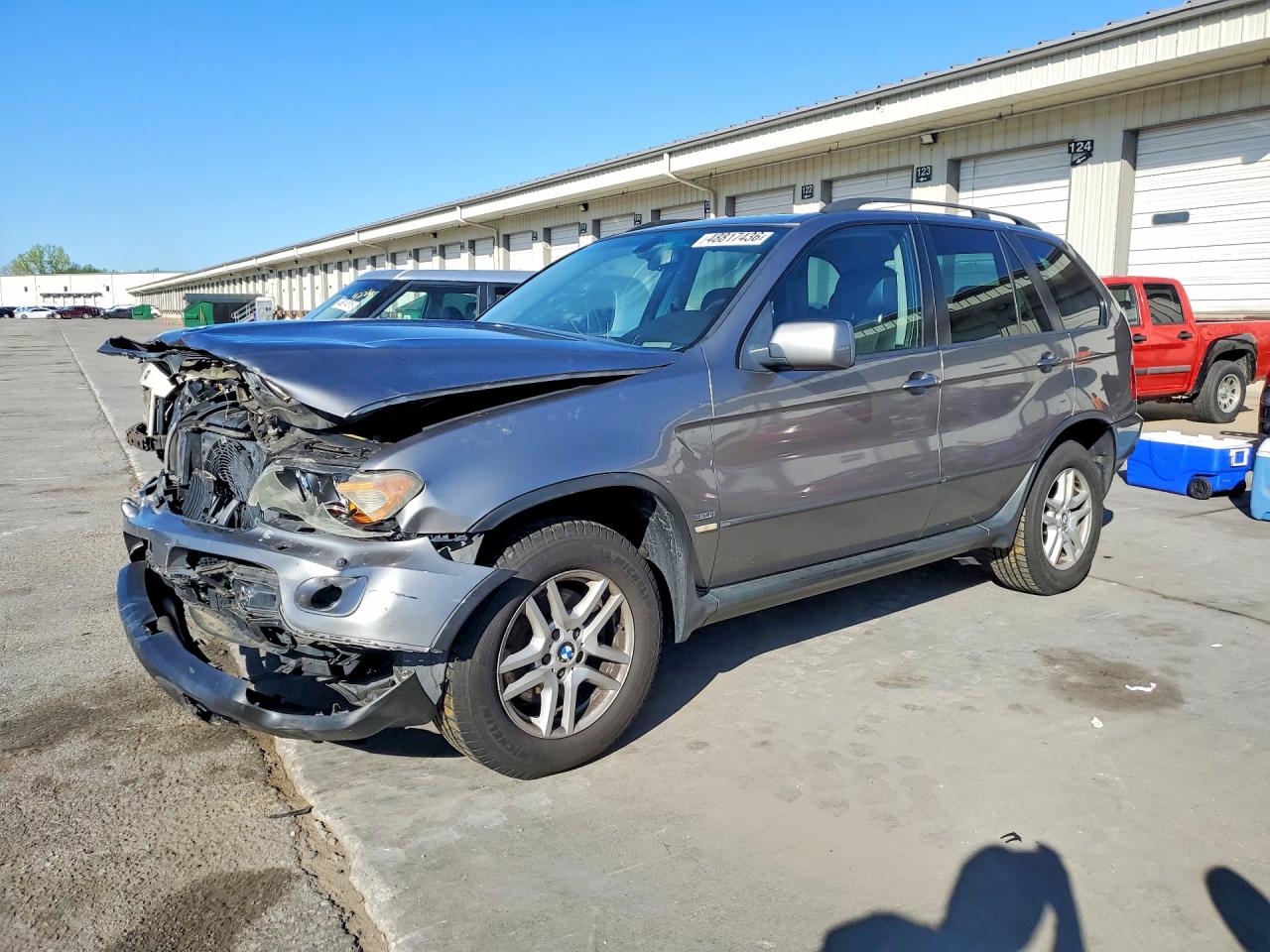 2005 BMW X5 3.0i, VIN 5UXFA13535LY02003 — Перед