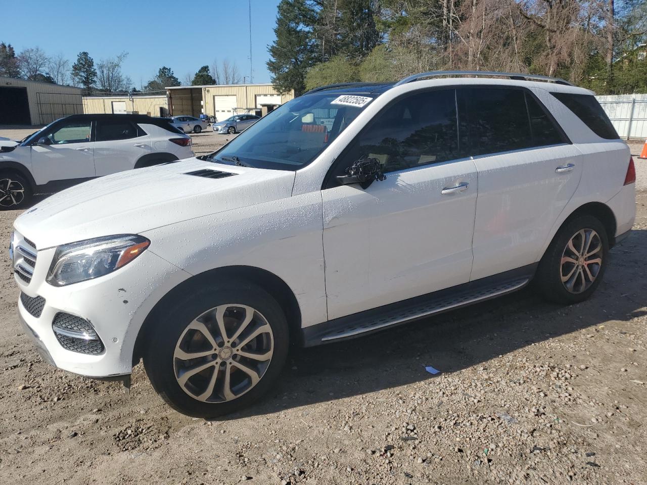2017 Mercedes-Benz GLE 350, VIN 4JGDA5JB2HA873990 — Minor dents and scratches