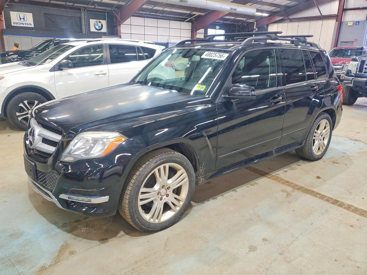 2013 Mercedes-Benz GLK 350, VIN WDCGG8JB6DG033794 — Front end