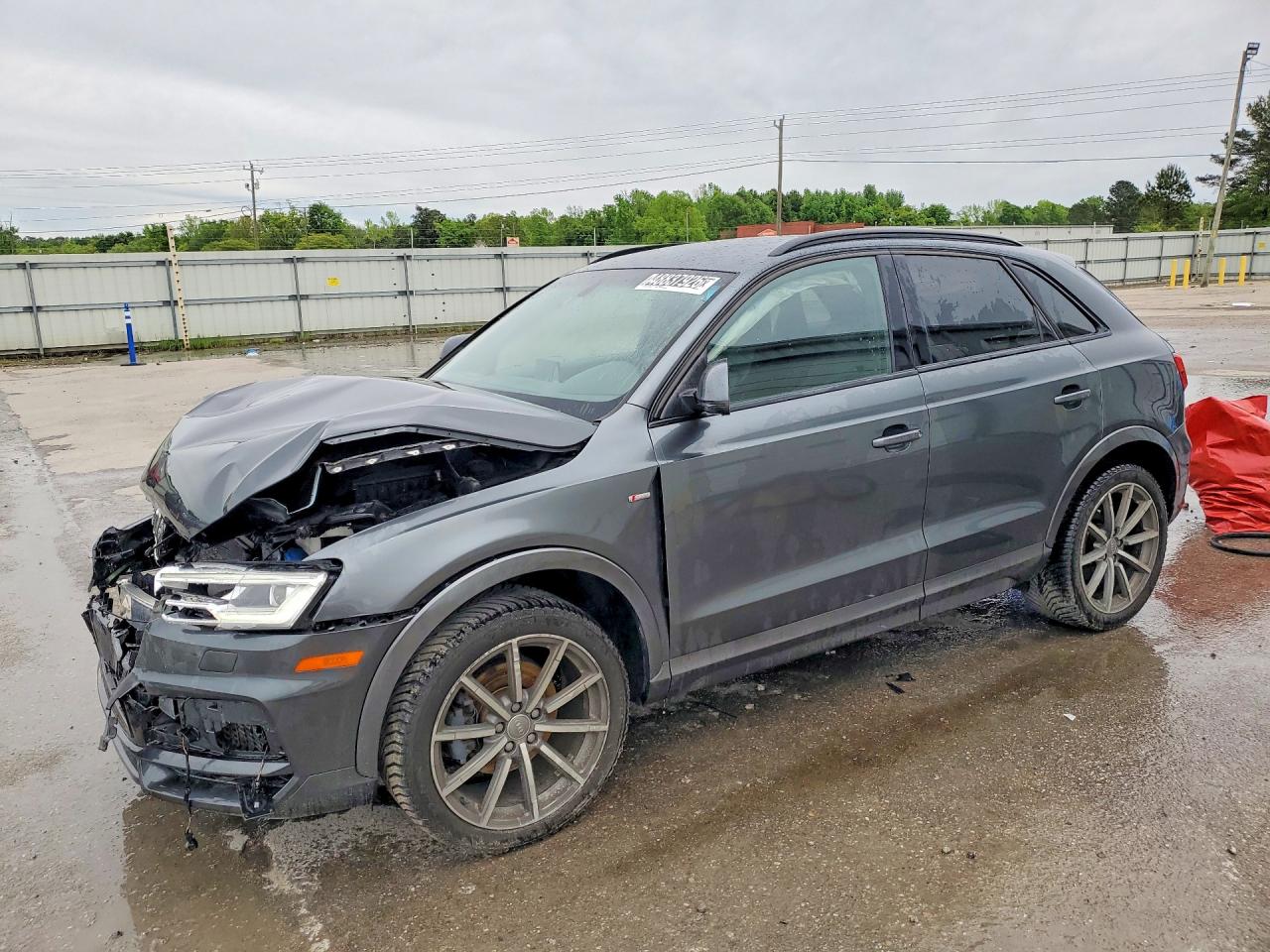 2018 Audi Q3 Premium Plus, VIN WA1JCCFS4JR010592 — Front end