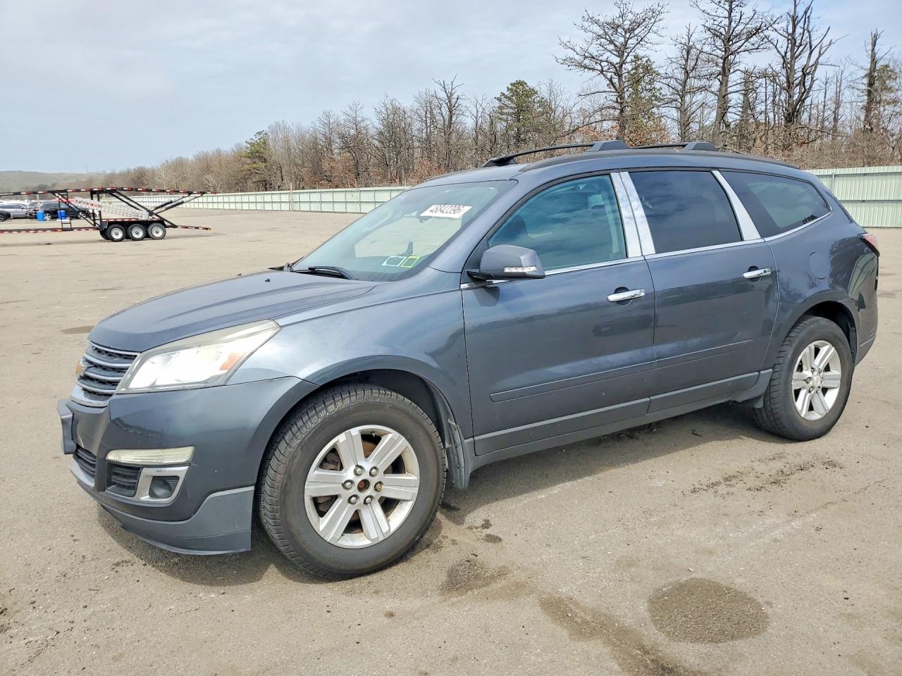 2013 Chevrolet Traverse LT, VIN 1GNKRGKD9DJ124878 — Side