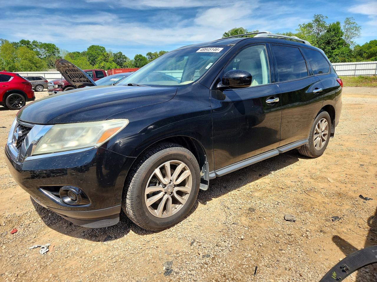 2014 Nissan Pathfinder S, VIN 5N1AR2MN6EC687465 — Normal wear