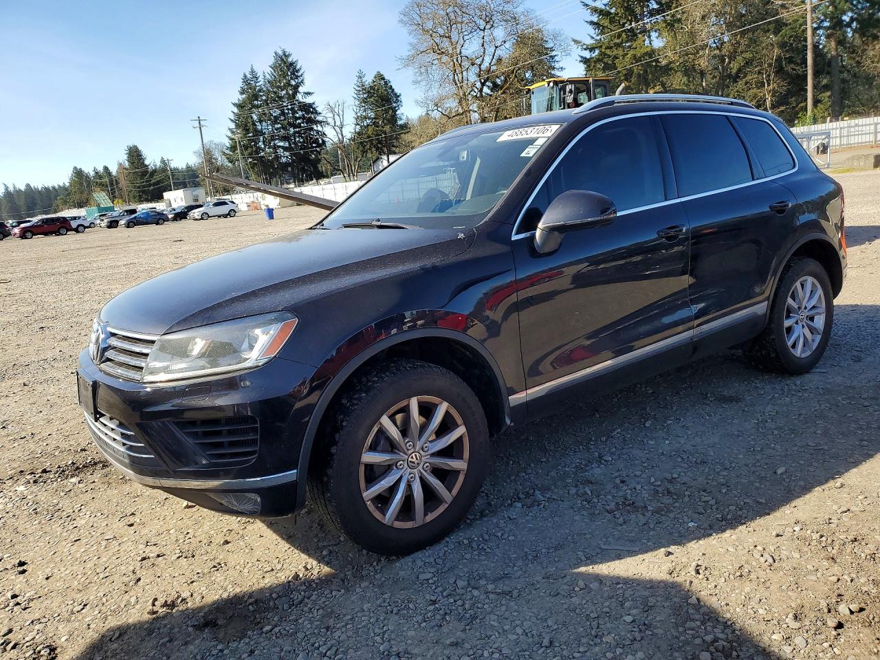 2015 Volkswagen Touareg Sport, VIN WVGEP9BP8FD005699 — Auction photo