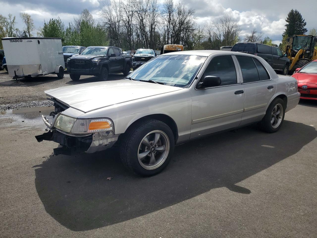 2009 Ford Police Interceptor, VIN 2FAHP71VX9X138151 — Front end