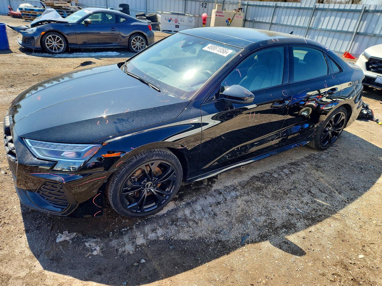 2025 Audi A3 Progressiv, VIN WAULUCGY2SA106748 — Бок