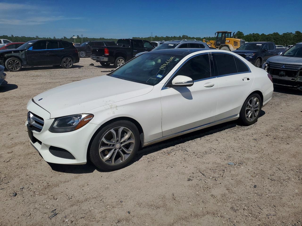 2017 Mercedes-Benz C 300, VIN 55SWF4JB8HU196250 — Front end