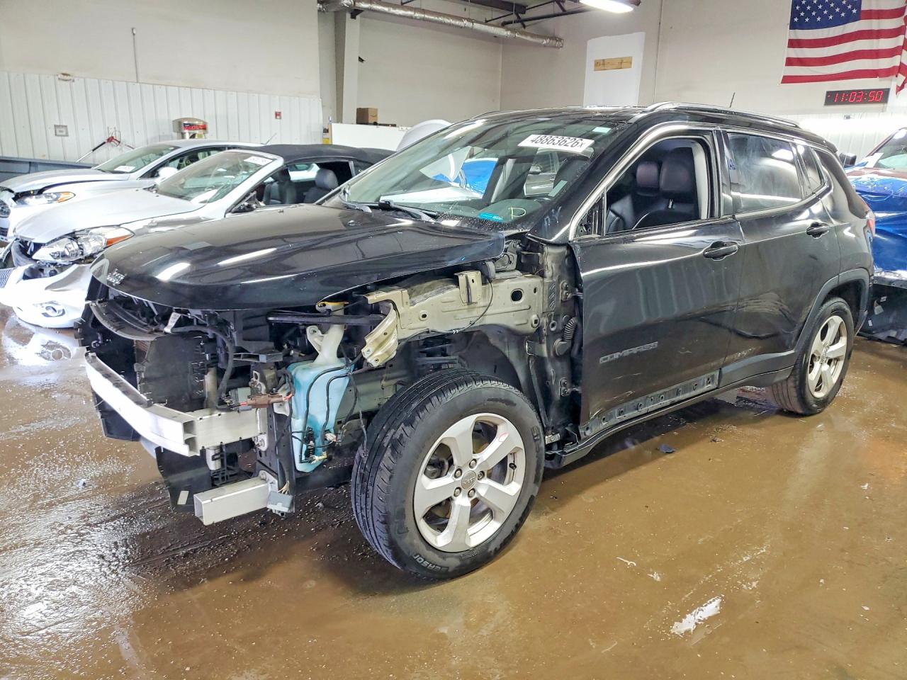 2020 Jeep Compass Latitude, VIN 3C4NJCBB5LT108365 — Front end