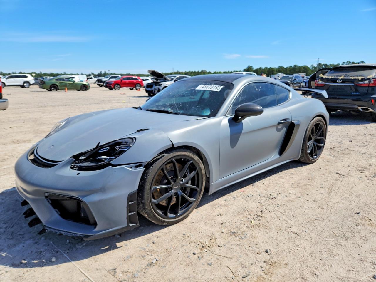 2023 Porsche 718 Cayman GT4, VIN WP0AC2A81PS275497 — Перед