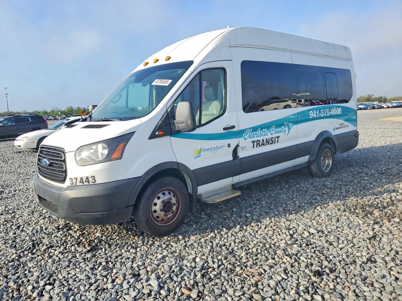 2019 Ford Transit, VIN 1FDVU4XV7KKB31559 — Minor dents and scratches