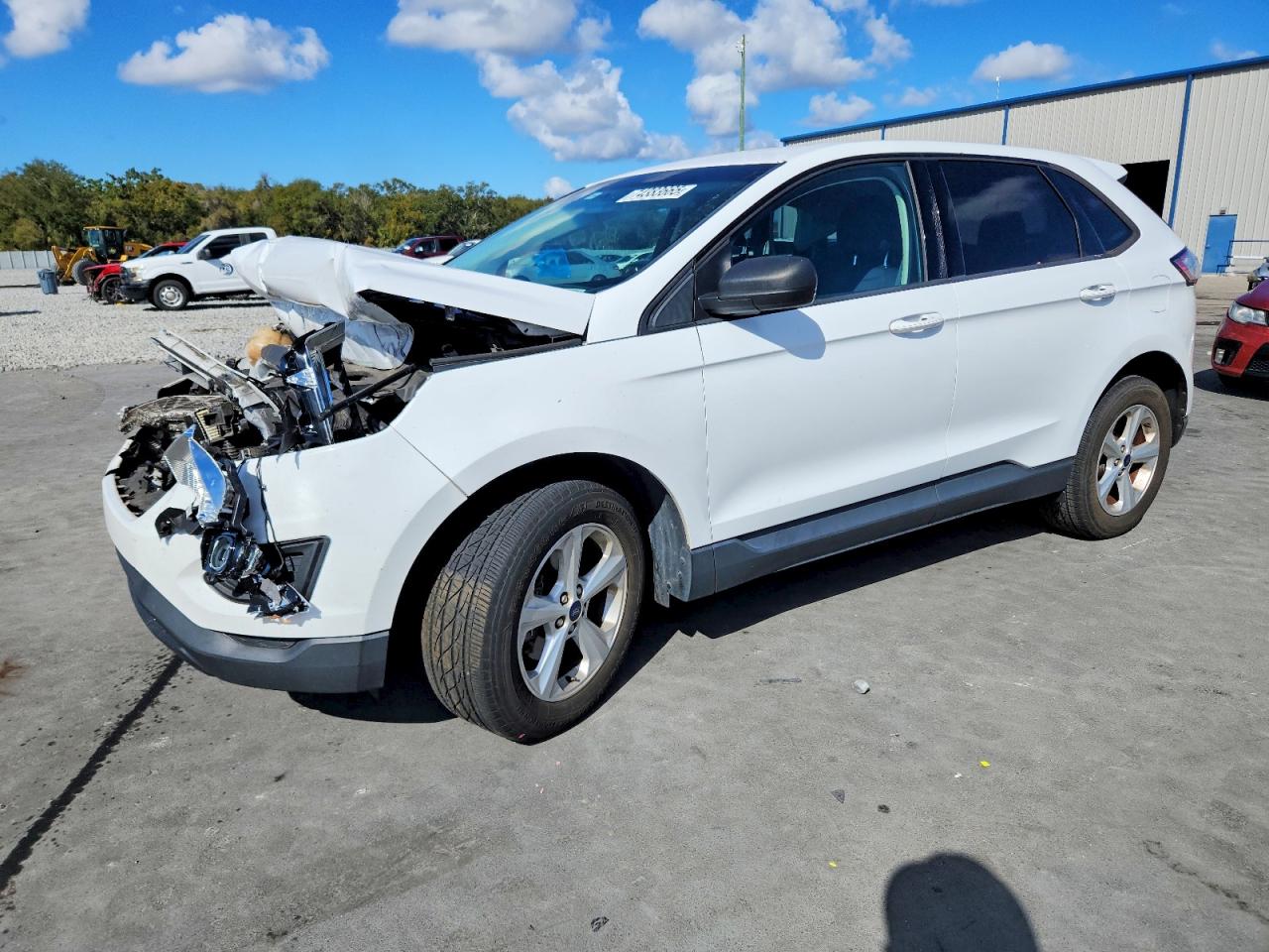 2015 Ford Edge SE, VIN 2FMTK3G88FBC22308 — Auction photo