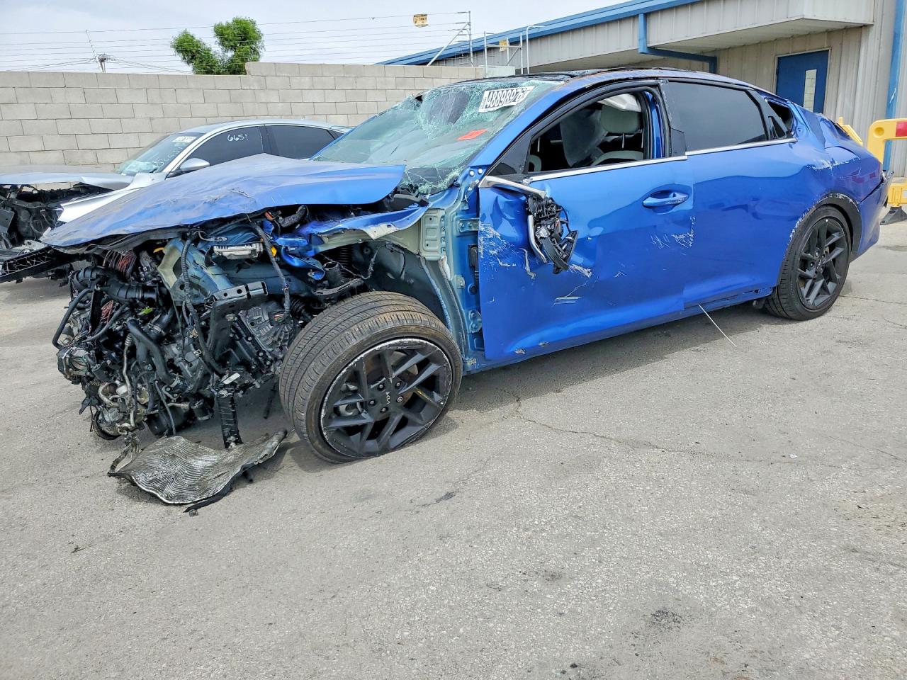 2025 Kia K4 GT-Line Turbo, VIN 3KPFW4DC4SE223057 — Фото с аукциона