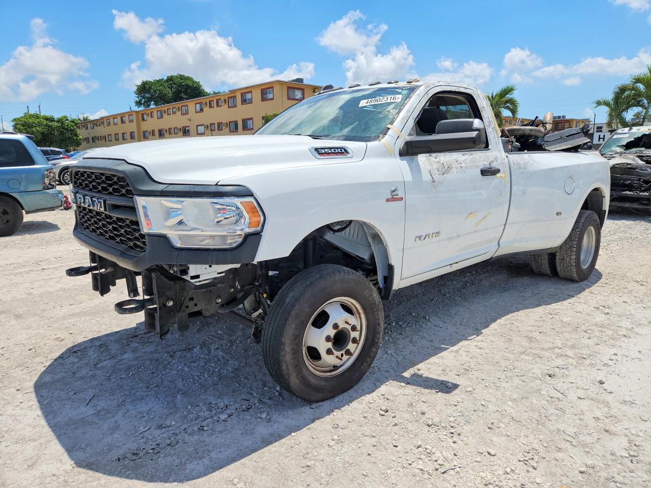 2020 Ram 3500 Tradesman, VIN 3C63RRAL8LG260668 — Front end