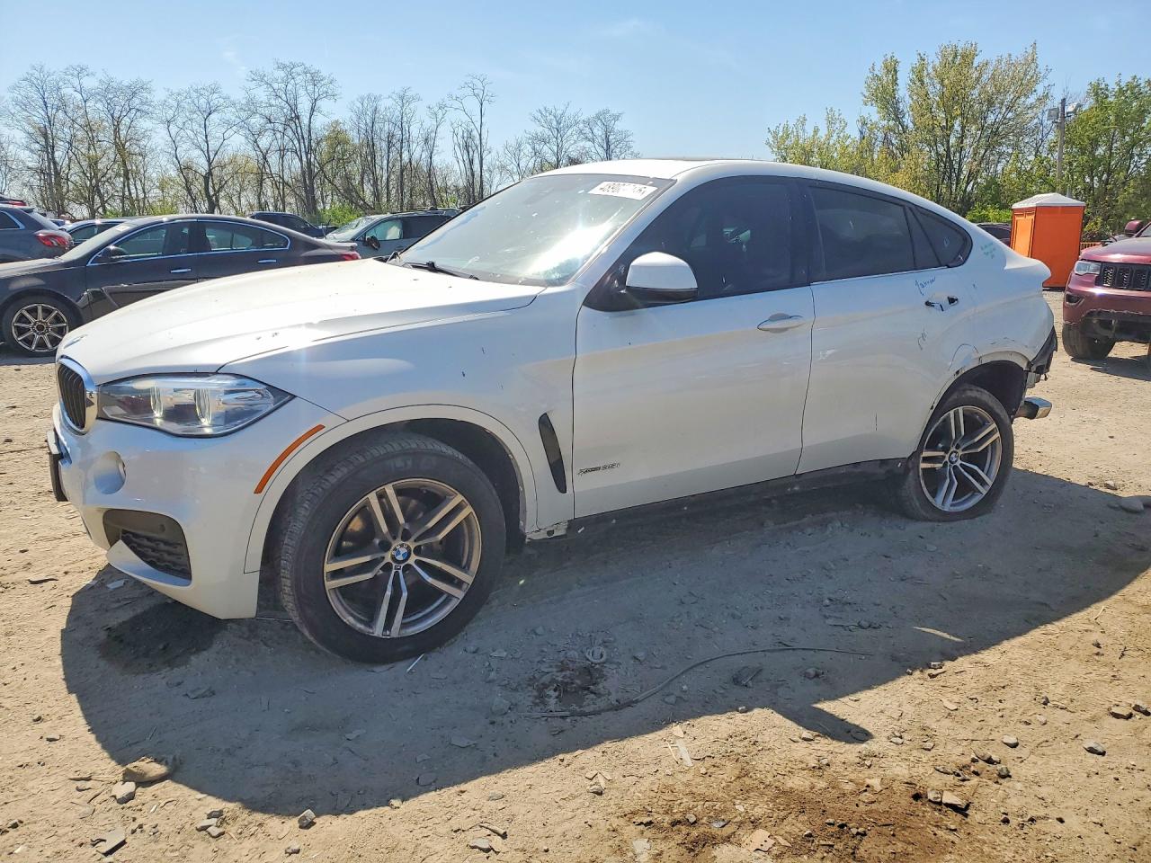 2017 BMW X6 xDrive35i, VIN 5UXKU2C35H0U30082 — Undercarriage