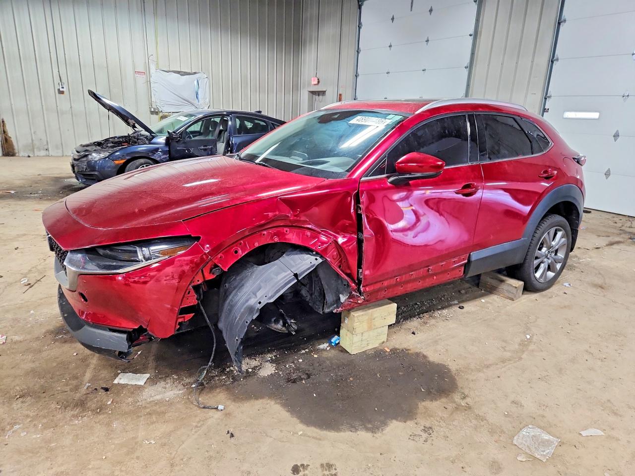 2021 Mazda CX-30 Premium, VIN 3MVDMADM5MM228862 — Front end