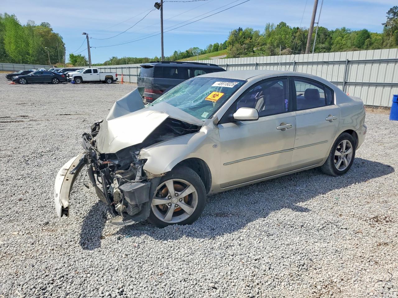 2004 Mazda 3 i, VIN JM1BK12F341154695 — Front end