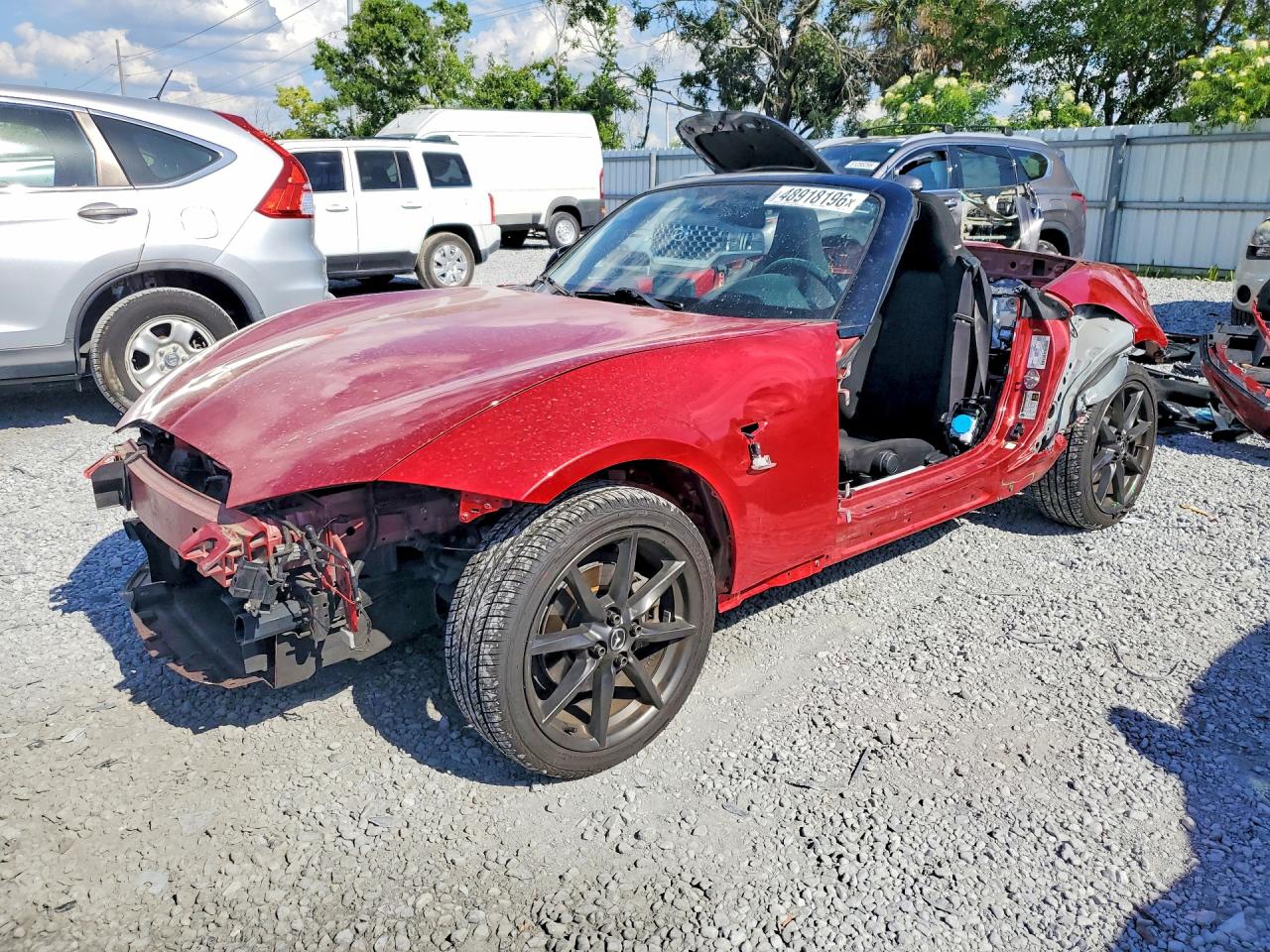 2016 Mazda MX-5 Miata Club, VIN JM1NDAC75G0117107 — Front end