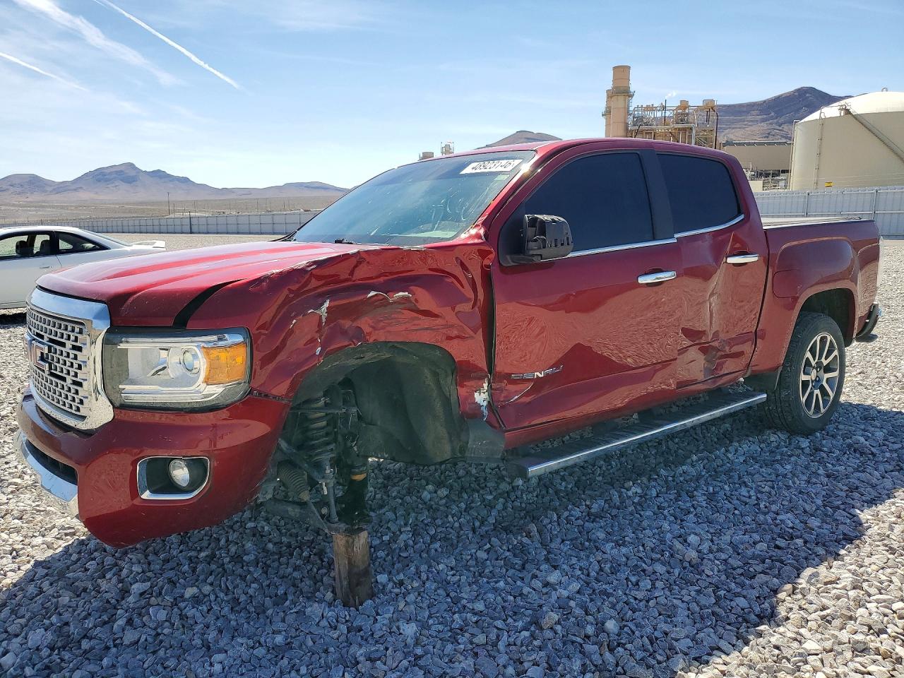 2018 GMC Canyon 4WD Denali, VIN 1GTG6EEN7J1100509 — Front end
