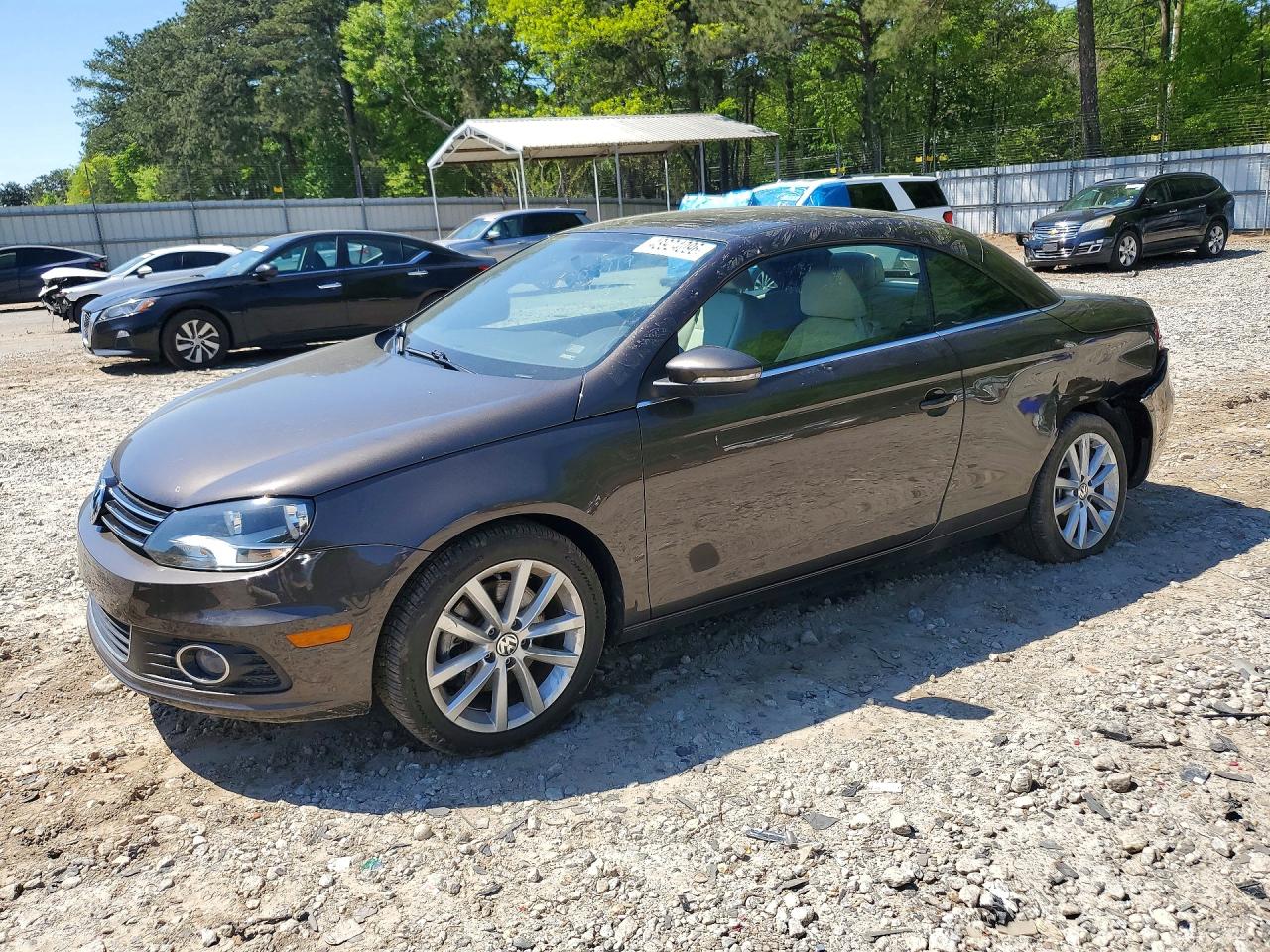 2014 Volkswagen Eos Komfort, VIN WVWBW8AH8EV005919 — Side