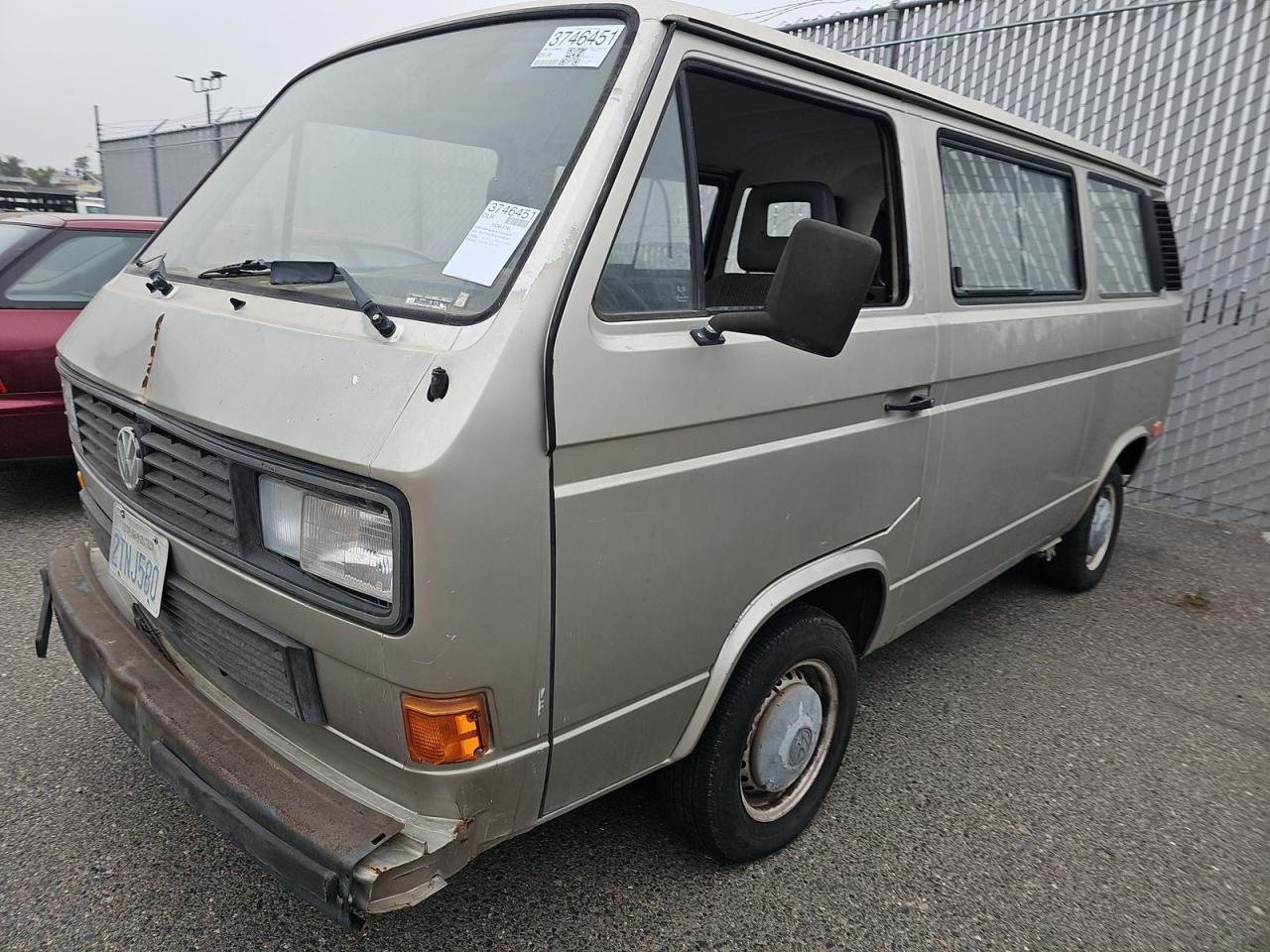 1990 Volkswagen Vanagon, VIN WV2YB0253LH036942 — Normal wear