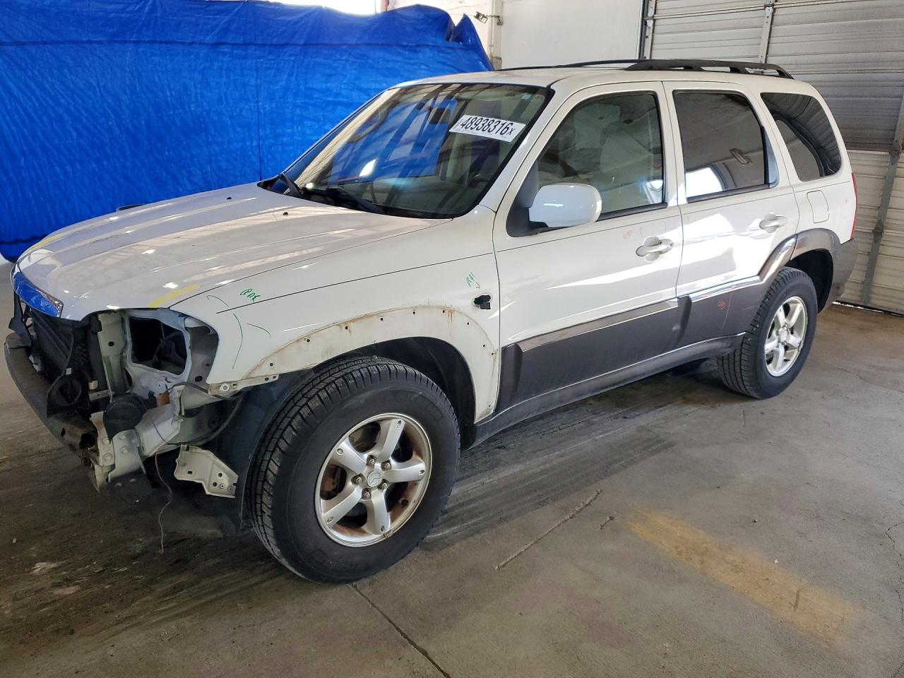 2006 Mazda Tribute S, VIN 4F2CZ94186KM23156 — Front end