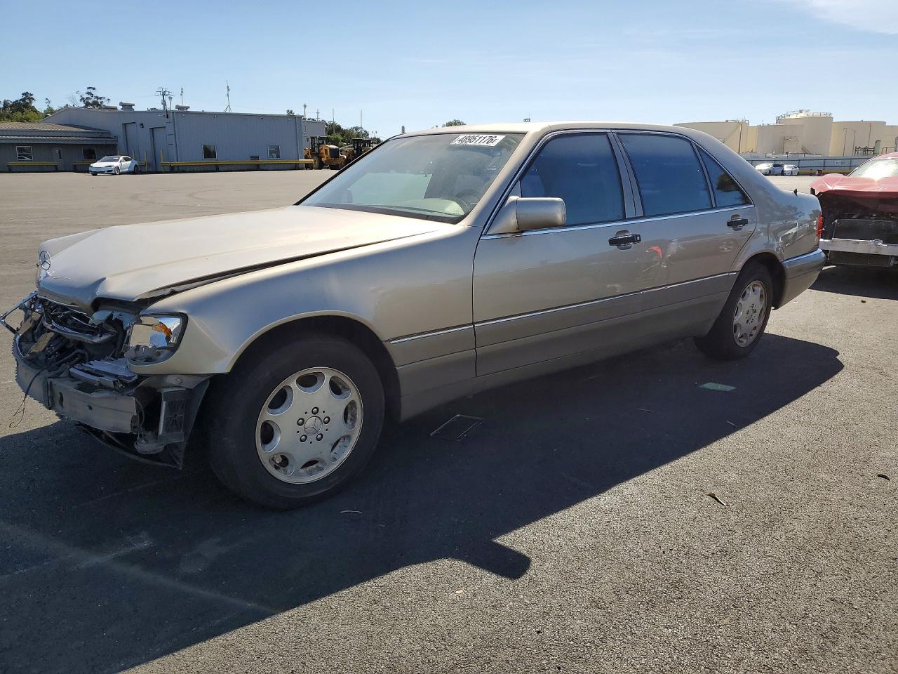 1995 Mercedes-Benz S 320, VIN WDBGA43E4SA249522 — Front end