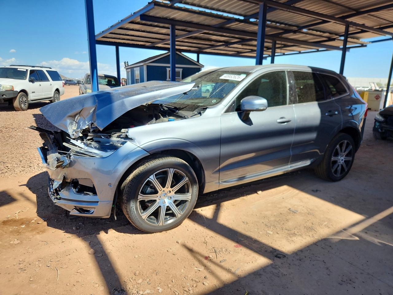 2021 Volvo XC60 Inscription, VIN YV4102DL2M1854974 — Фото с аукциона