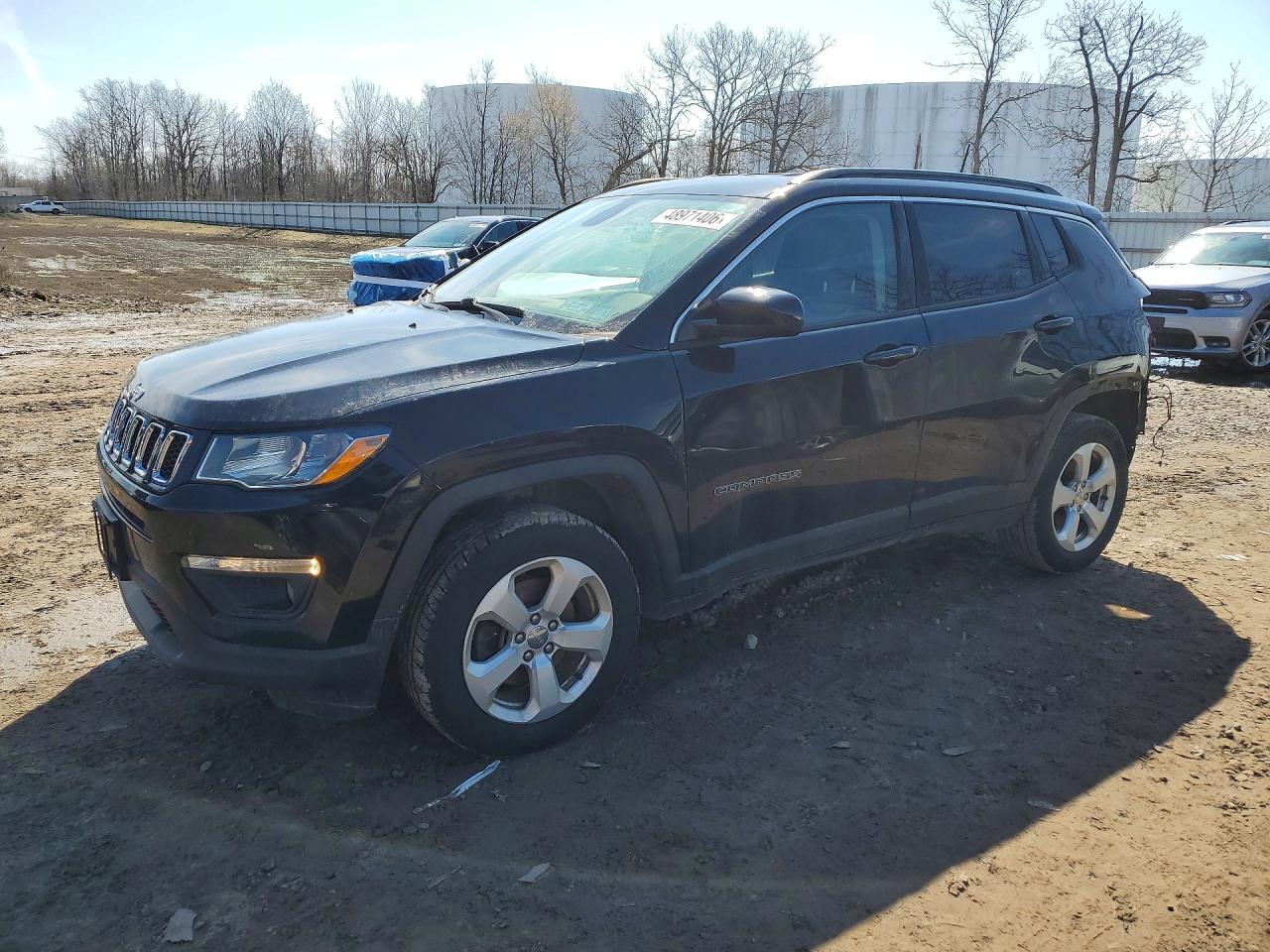 2020 Jeep Compass Altitude, VIN 3C4NJDBB2LT256429 — Rear end