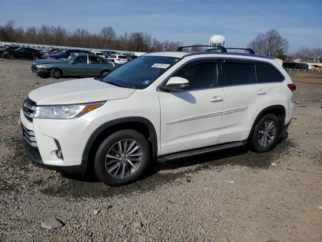2018 Toyota Highlander XLE, VIN 5TDJZRFH1JS894696 — Missing or altered VIN