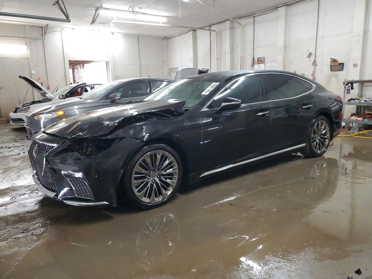 2022 Lexus LS 500, VIN JTHD51FF9N5016274 — Front end