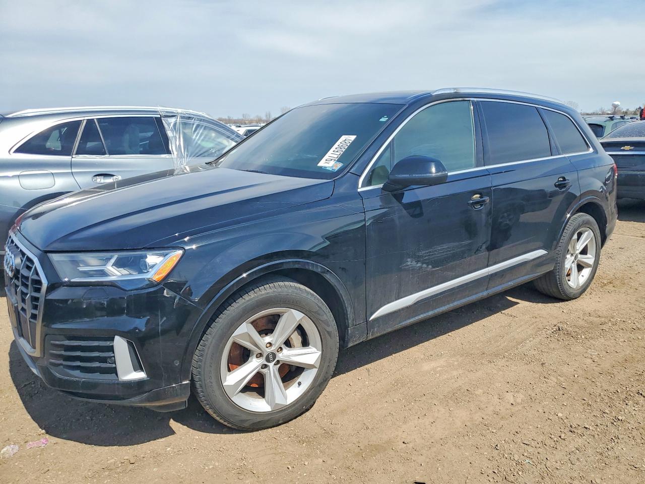 2021 Audi Q7 Premium, VIN WA1AJAF73MD039783 — Пожар в салоне