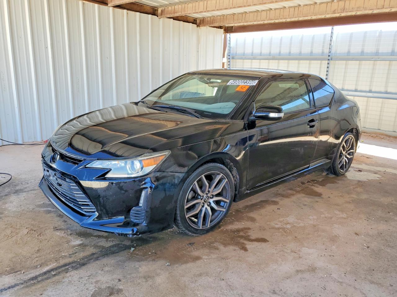 2015 Scion tC, VIN JTKJF5C70FJ013402 — Front end