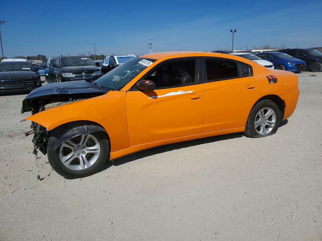 2019 Dodge Charger SXT, VIN 2C3CDXBG9KH753260 — Front end