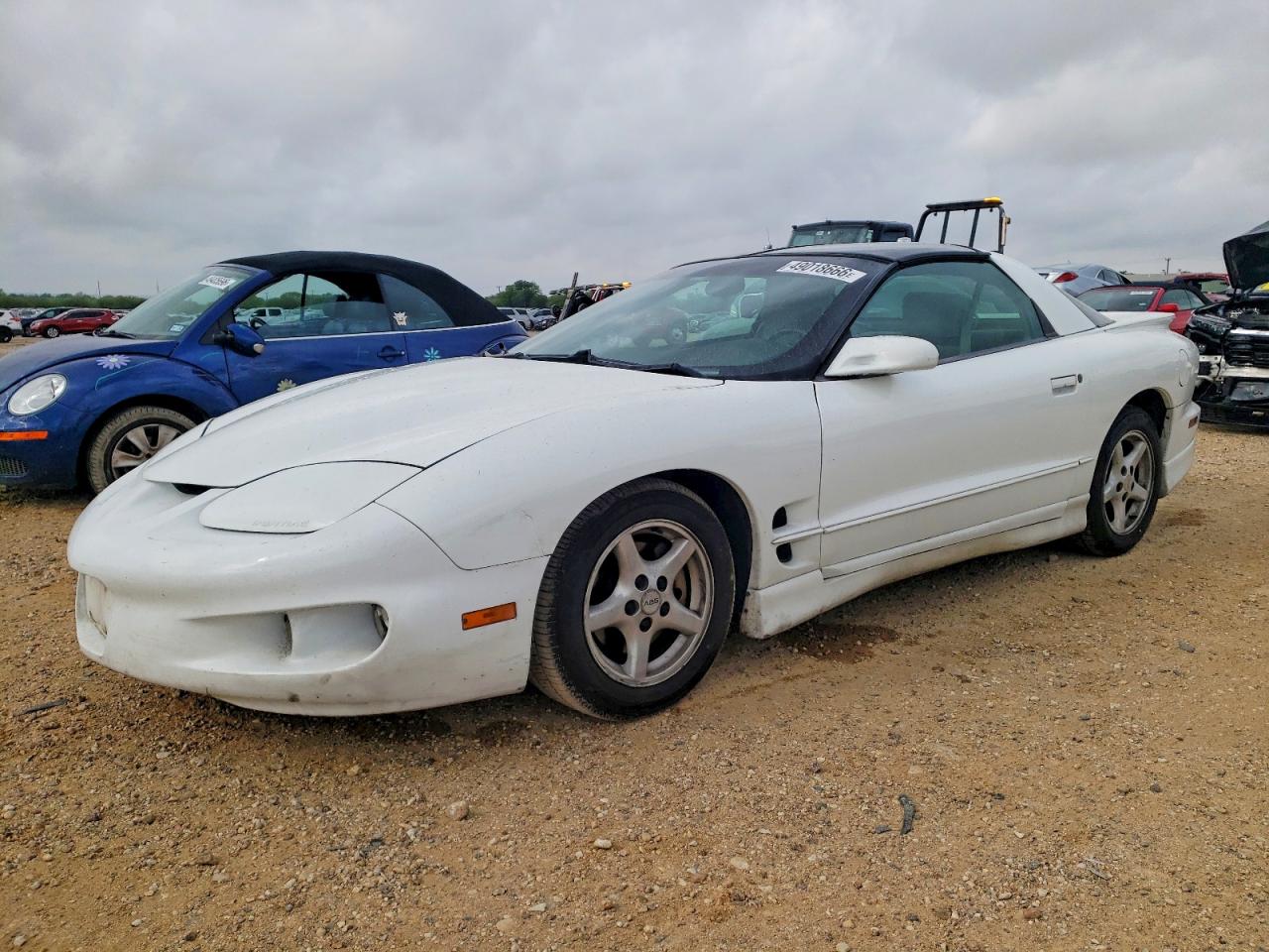 2001 Pontiac Firebird Firebird, VIN 2G2FS22K012104474 — Rear end