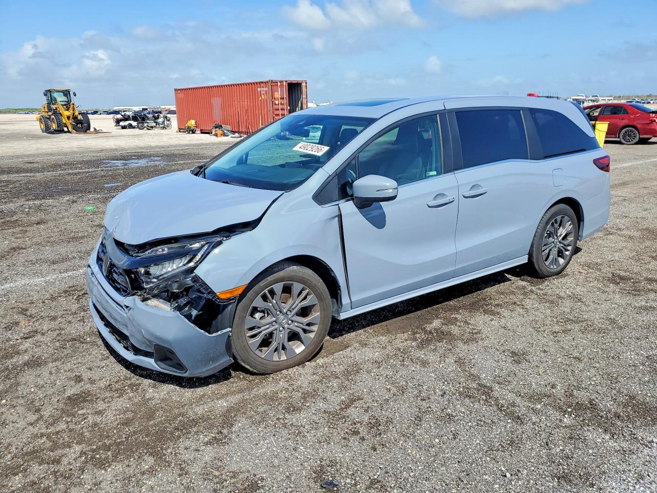2025 Honda Odyssey Touring, VIN 5FNRL6H89SB062108 — Front end