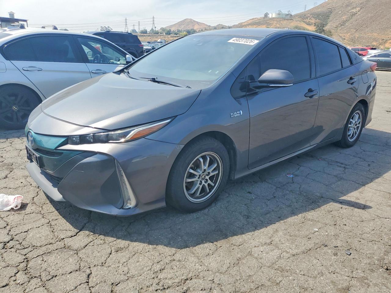 2018 Toyota Prius Plus, VIN JTDKARFP9J3083572 — Minor dents and scratches