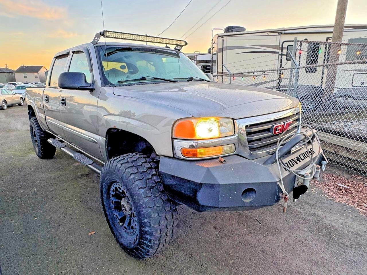 2003 GMC Sierra 1500HD SLE, VIN 1GTGK13UX3F131614 — Auction photo