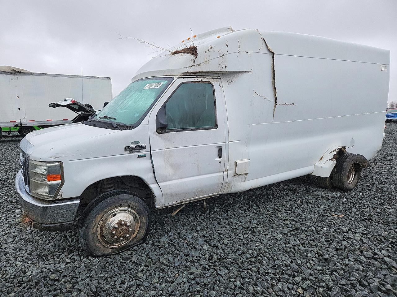 2011 Ford Econoline Commercial, VIN 1FDWE3FL6BDA41318 — Rollover