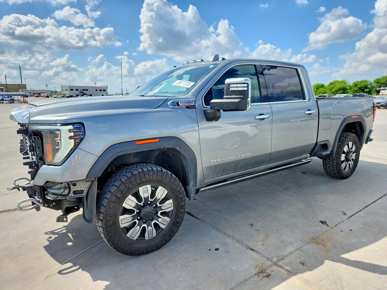 2024 GMC Sierra 2500HD Denali, VIN 1GT49REY4RF173315 — Front end
