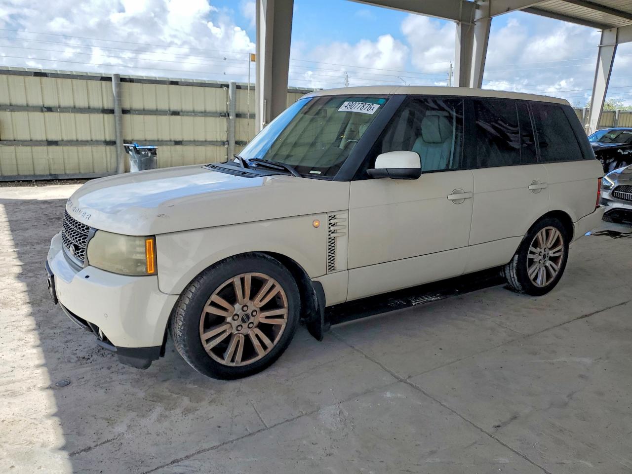 2010 Land Rover Range Rover HSE Lux, VIN SALMF1D43AA308075 — Auction photo