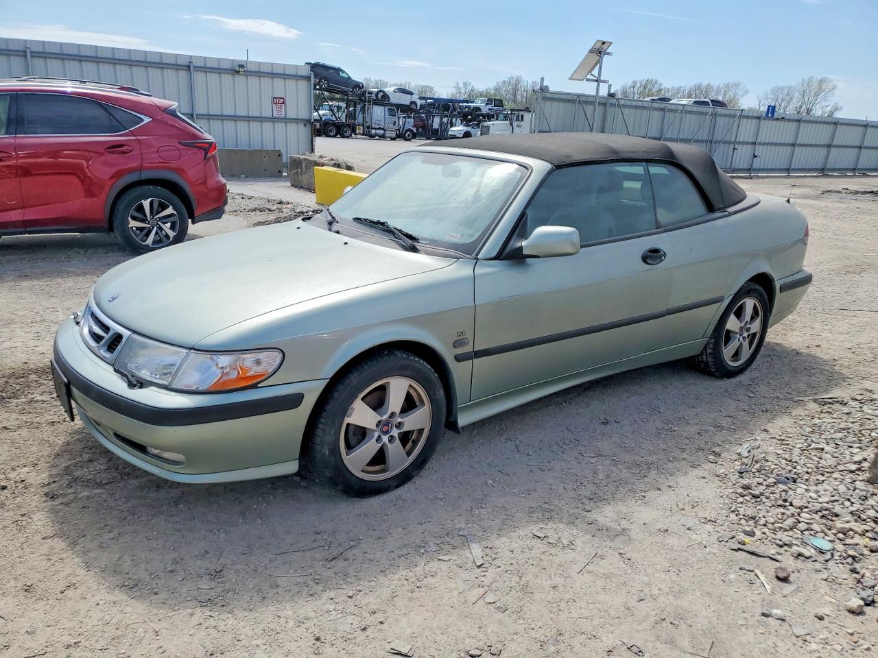 2002 Saab 9-3 SE, VIN YS3DF78K527008483 — Вандализм
