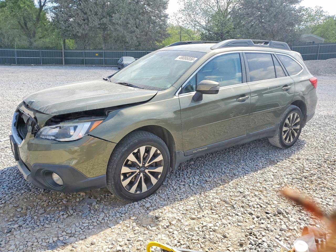 2016 Subaru Outback Limited, VIN 4S4BSAJC4G3289373 — Front end