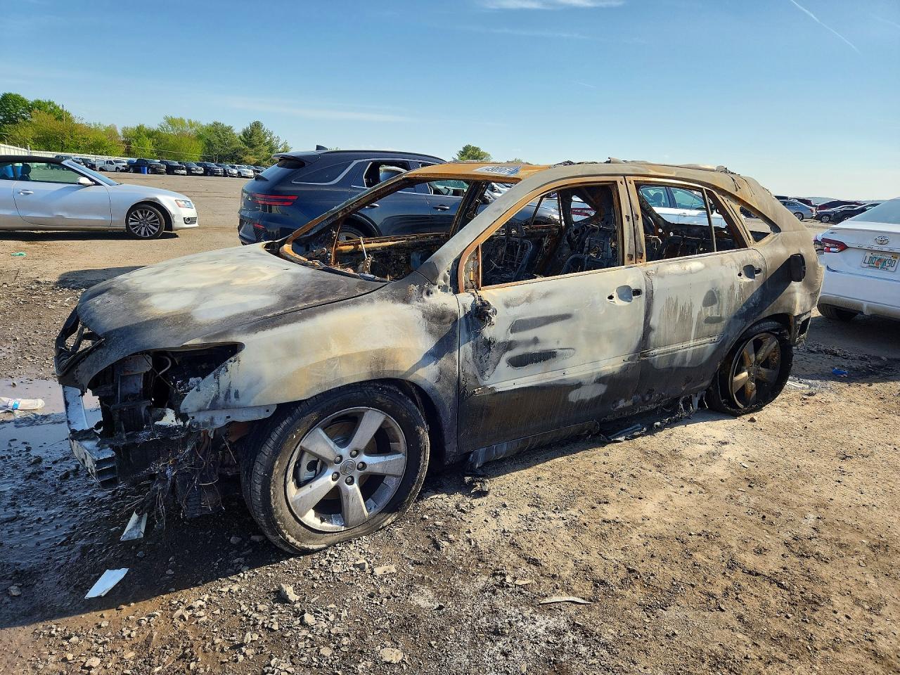 2004 Lexus RX 330, VIN 2T2HA31U64C011921 — Burn