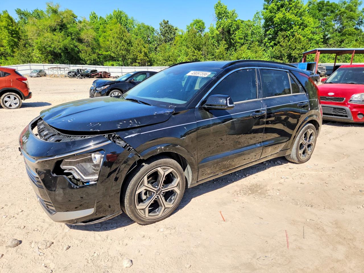 2023 Kia Niro EX Touring, VIN KNDCR3LE2P5036877 — Front end