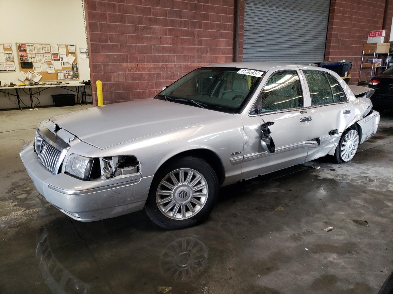2009 Mercury Grand Marquis LS, VIN 2MEHM75V69X603293 — All over