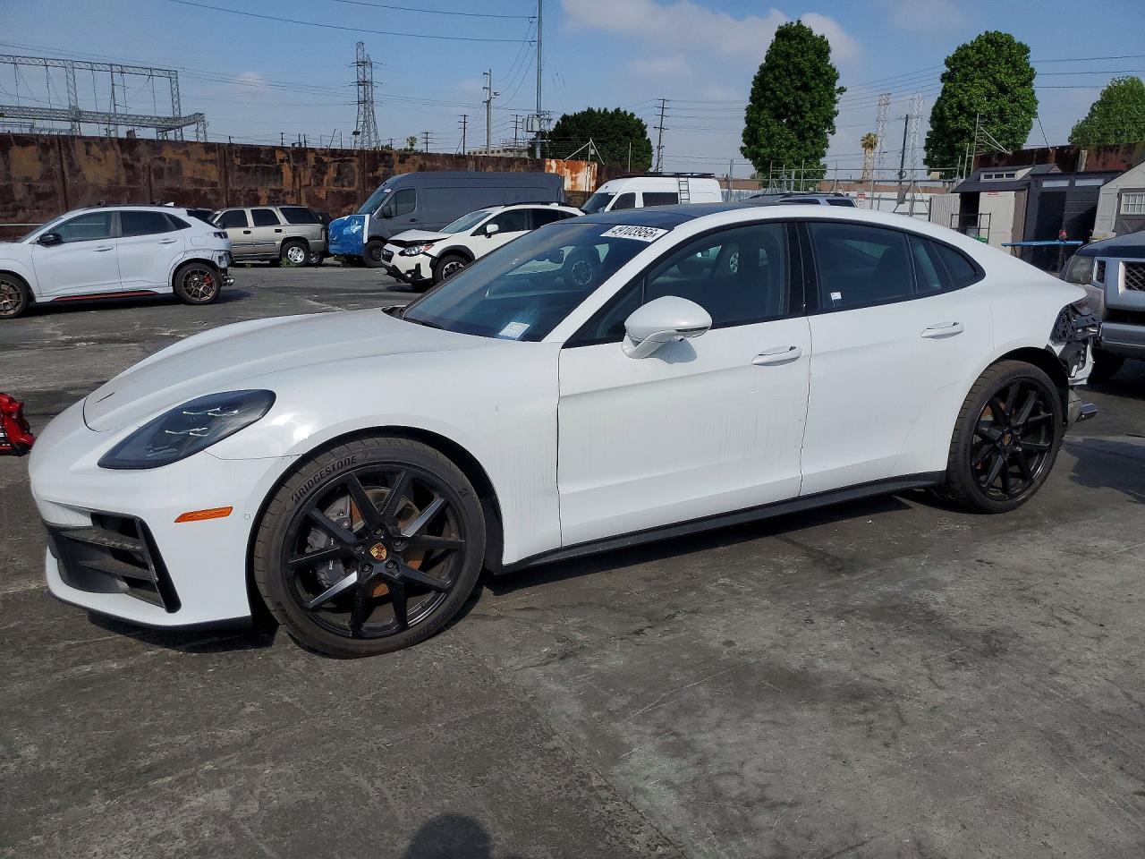2025 Porsche Panamera, VIN WP0AA2YA5SL000703 — Rear end