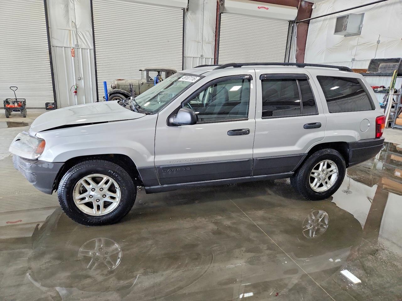2003 Jeep Grand Cherokee Laredo, VIN 1J4GW48S93C621194 — Перед