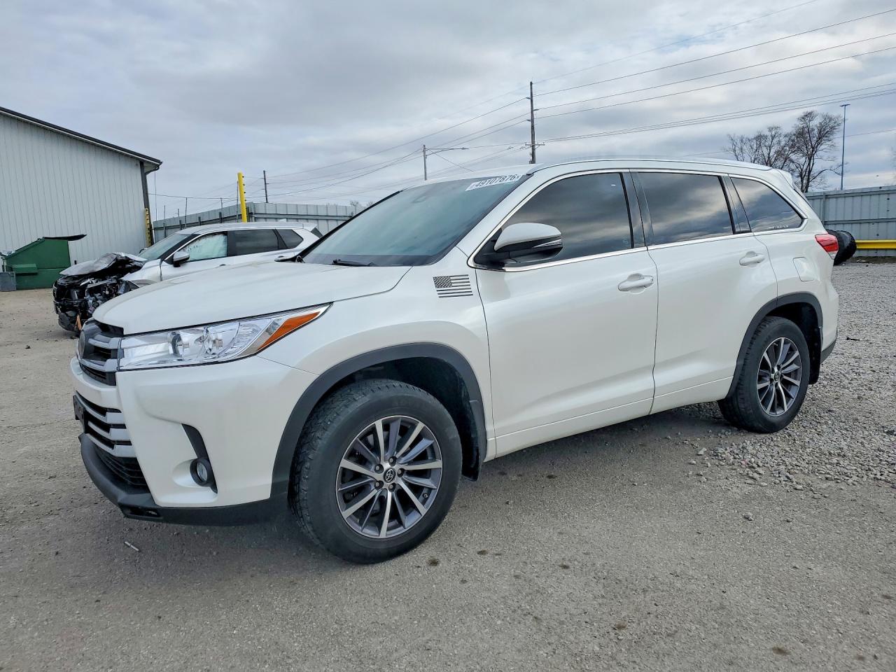 2018 Toyota Highlander XLE, VIN 5TDJZRFH3JS816436 — Rejected repair