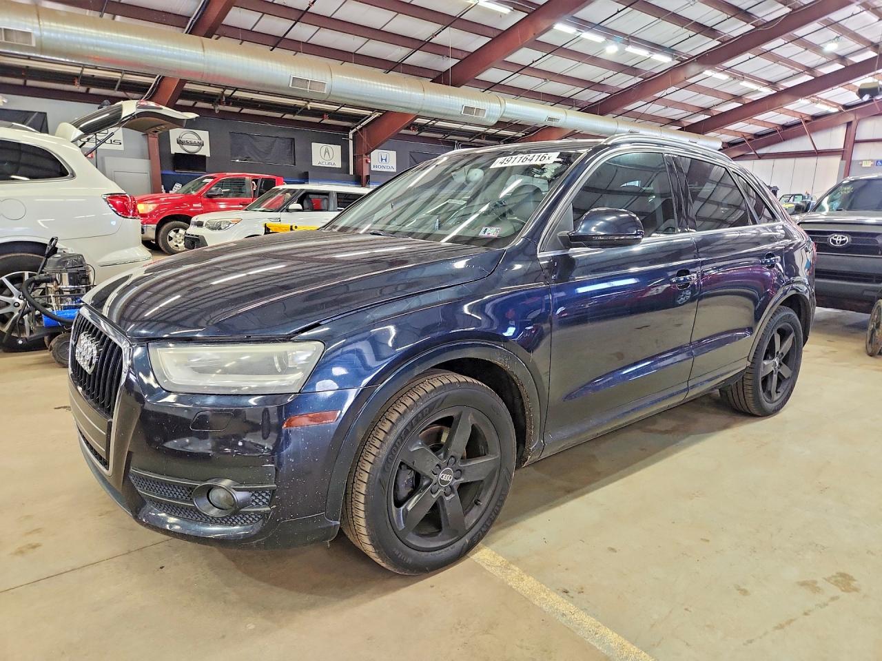 2015 Audi Q3 Premium Plus, VIN WA1EFCFS1FR004684 — Фото с аукциона