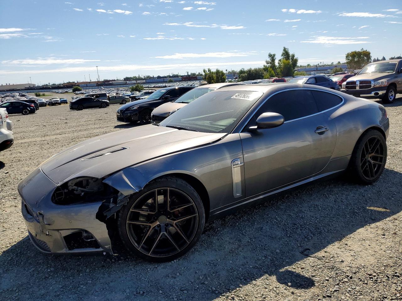 2009 Jaguar XK, VIN SAJWA45C199B29539 — Front end